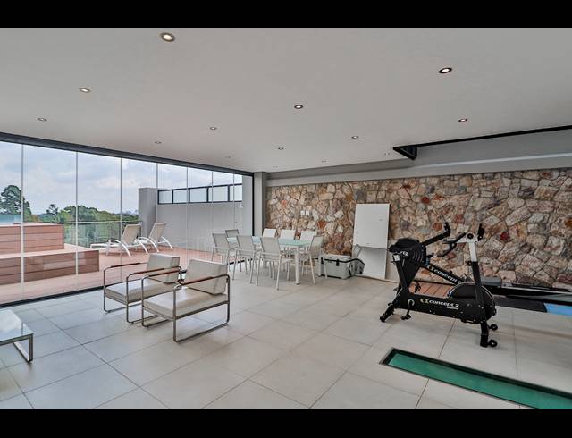 3 BEDROOM APARTMENT FOR SALE IN HOUGHTON ESTATE